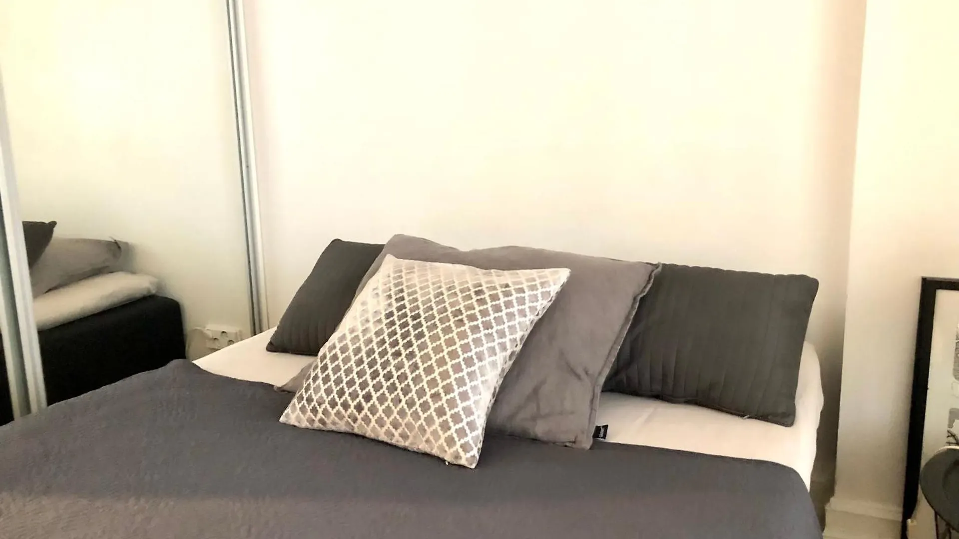 Scandinavian Home In Heard City ヘルシンキ