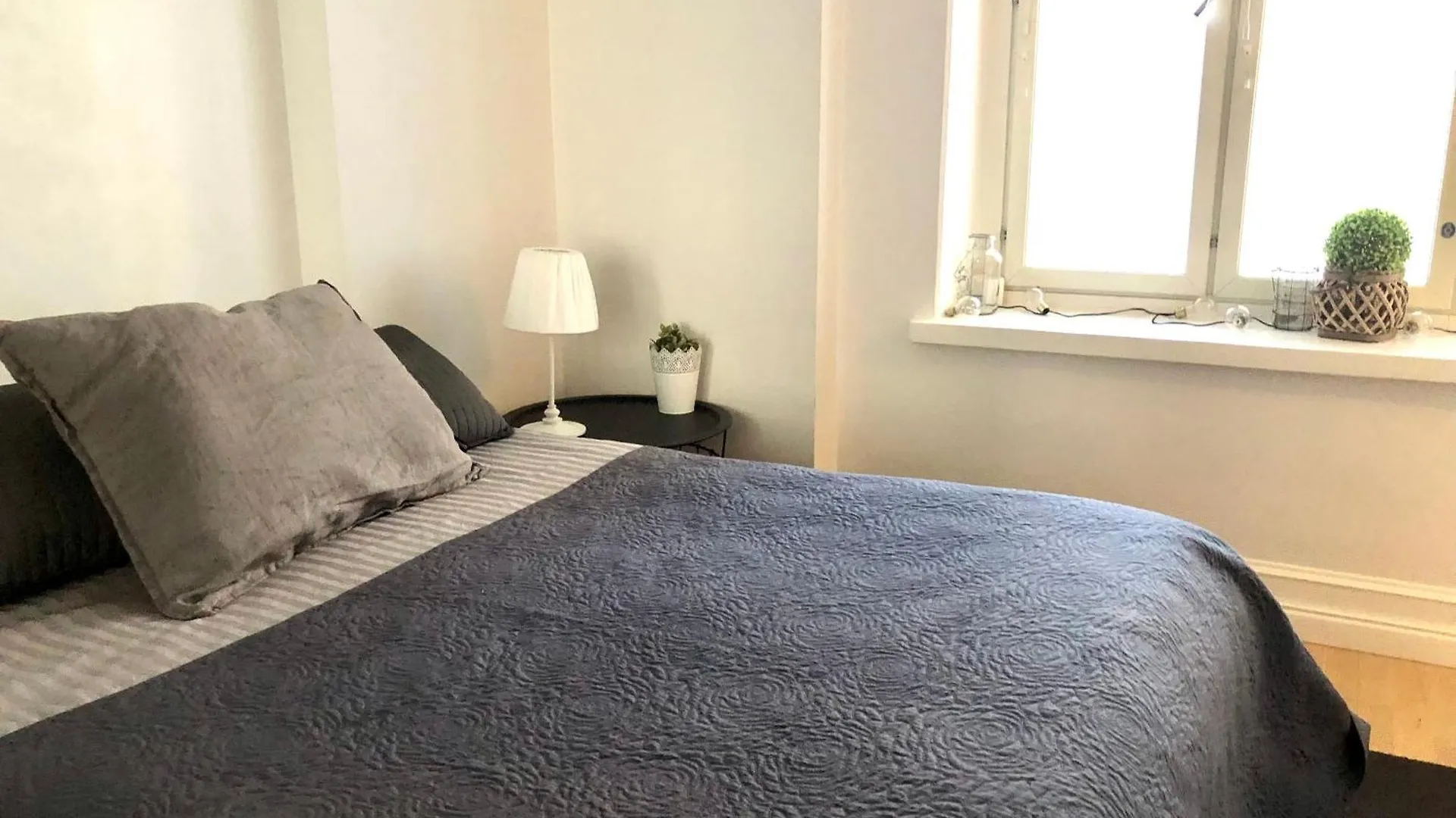 Scandinavian Home In Heard City Хельсинки Апартаменты