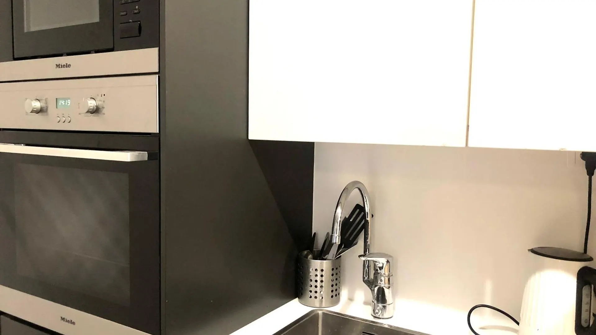Apartment Scandinavian Home In Heard City Helsinki Finland